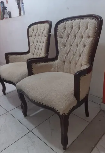 Par de poltronas clássicas Estilo Luis XV - Excelente Estado