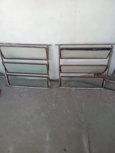 Vendo basculantes 100$ os dois