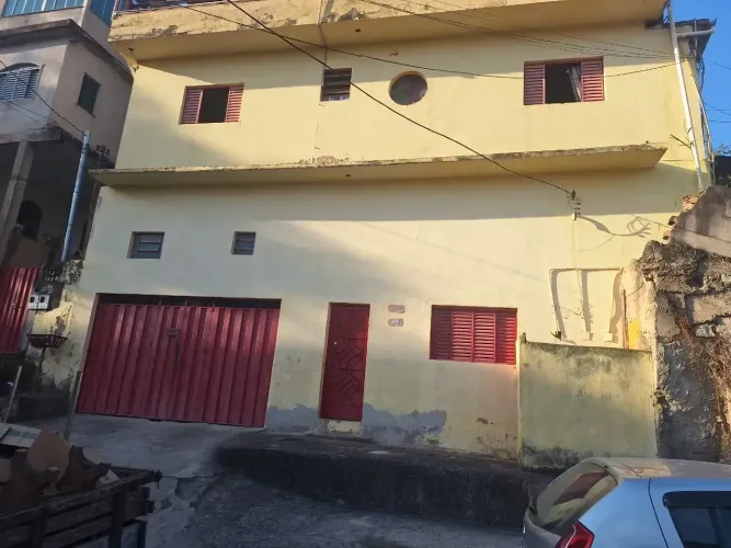 CASA BAIRRO APARECIDA 7A SEÇÃO EM ÓTIMO ACABAMENTO INTERNO