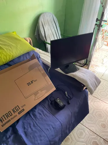 VENDE-SE MONITOR