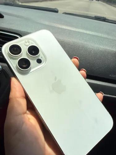 iPhone 15 Pro - 128GB