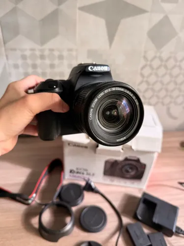 Vendo Câmera Canon EOS Rebel SL3 Completa