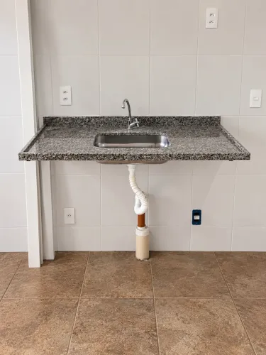 Pia de Granito com Cuba de inox