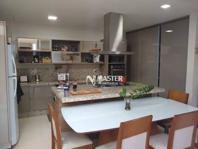 Casa com 2 dormitórios à venda, 140 m² por R$ 650.000,00 - Jardim Maria Izabel - Marília/S