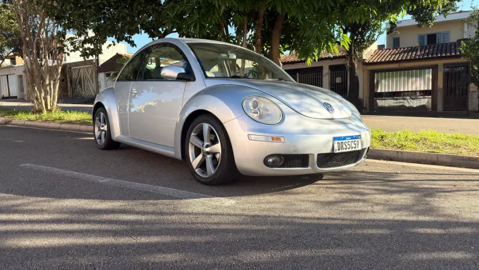 Volkswagen New Beetle 2.0 MI Mec./aut. 2009