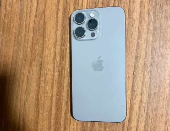 iPhone 15 pro Max - 256gb