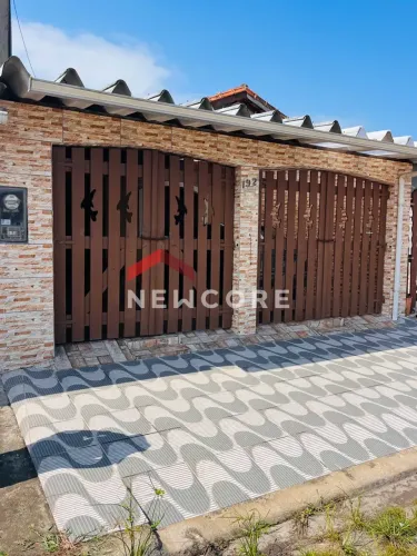 Casa em Rua Arco Irís - Flórida Mirim - Mongaguá/SP