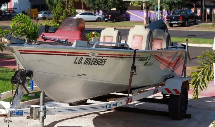 Lancha Levefort Marajó Machine 17 - Motor 90 HP