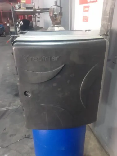 Geladeira de carreta externa !!!.