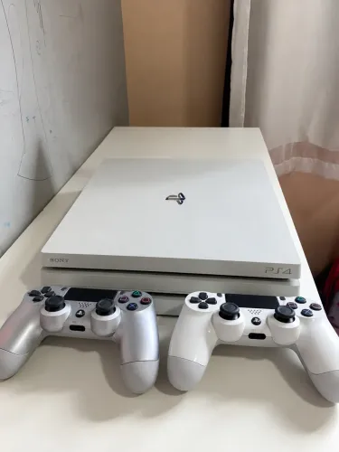 PS4 PRO 1TB VERSÃO LIMITADA