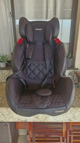 Cadeirinha para carro Infantil Cockpit 9 a 36 kg