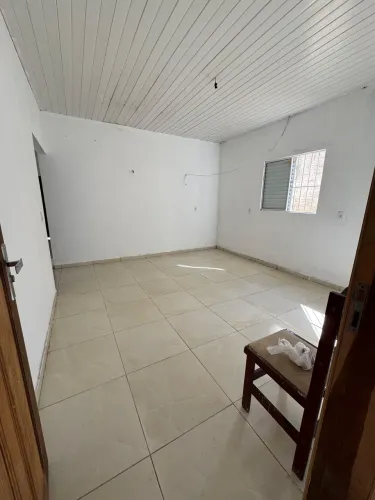VENDO ESTA CASA COM UM PONTO DE LOJA TODO MOBILIADO EM UNIÃO PIAUÍ