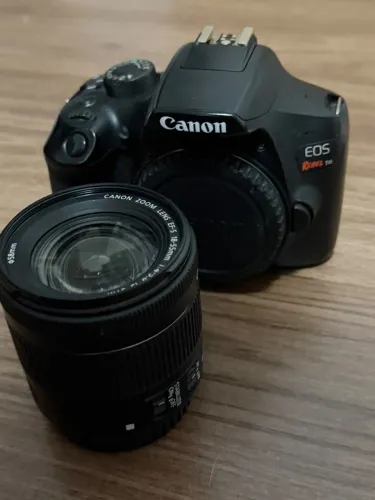 Canon T6