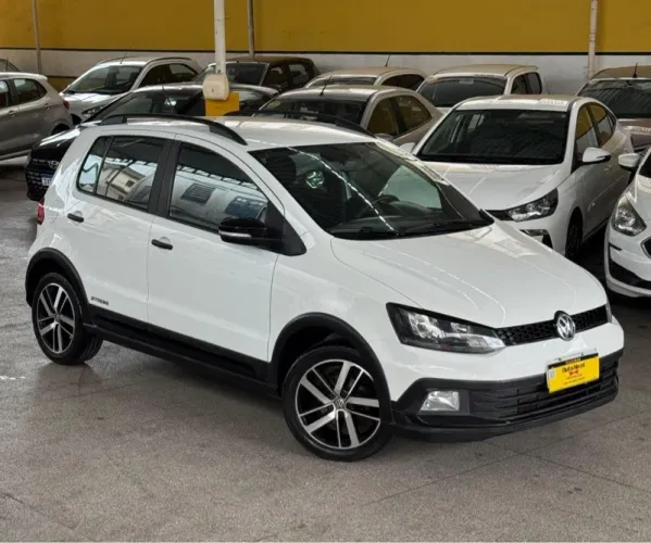 Volkswagen Fox Route 1.6 MI Total Flex 8V 3P 2018