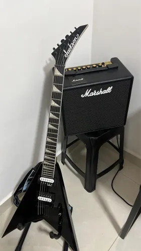 Jackson Flying V