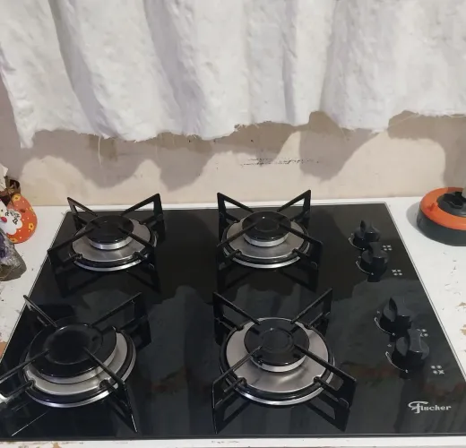 Fogão semi novo Fischer 4 bocas automático