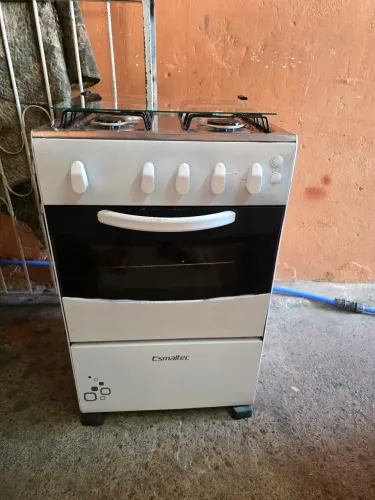 Fogão esmaltec, ( com entrega)