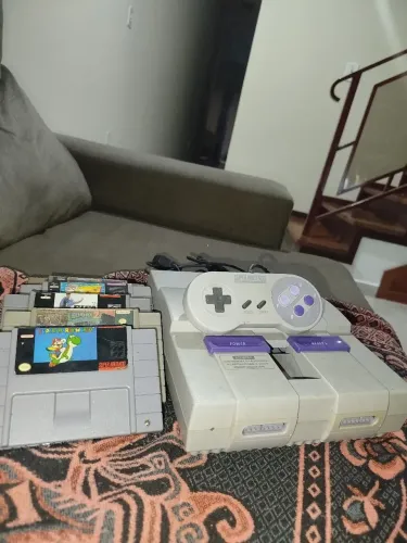 VENDO SUPER NINTENDO EM PERFEITAS CONDIÇÕES MAIS 5 JOGOS