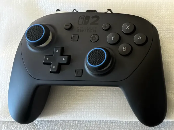Pro Controller 2 (Nintendo Switch 2)