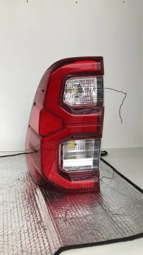 Lanterna Traseira Esquerda Toyota Hilux Original