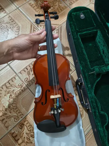 Violino Infantil 1/8 Completo - Ótimo Estado (Oportunidade)