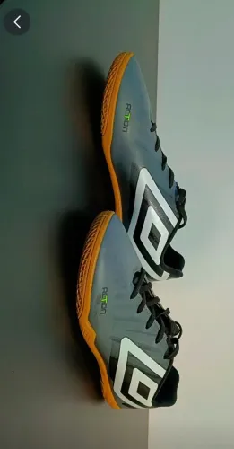 Tênis de Futsal Infantil UMBRO