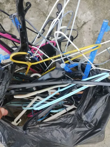 80 cabides por 50 reais 