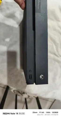 Xbox one X 1TB 4K 