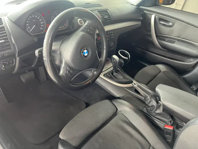 BMW 118IA 2.0 16V 136cv 5P 2010