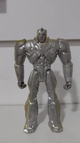 Boneco Optimus Prime