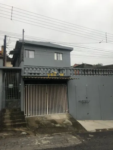 Casa em Arujá América com 2 Dormitórios e 2 Banheiros - Venda e Locação por R$530.000