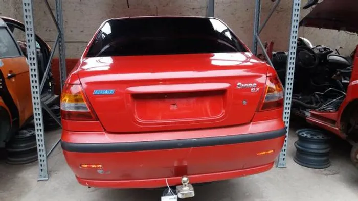 Peças usadas Fiat Siena 2001 2001 1.6 16v gasolina 106cv câmbio manual