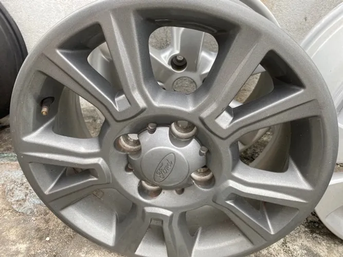 Roda Ford Ecosport aro 15 original unidade valor mínimo