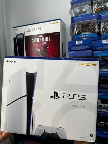 PS5 Slim com leitor de mídia física lacrado - PLAYHOUSE