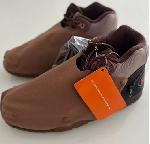 Travis Scott x Nike Air Trainer Archeo Brown and Rusty Pink - 42