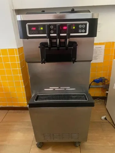 Maquina De Sorvete Well Spring Ssi-203s