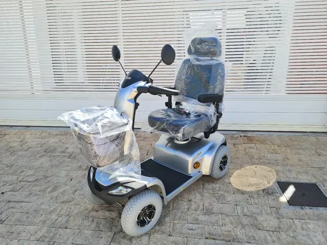 Scooter ottobock  scoot x 
