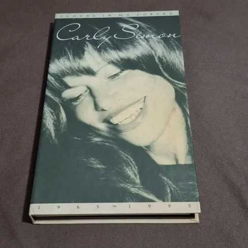 Box Carly Simon - Clouds in my Coffee 