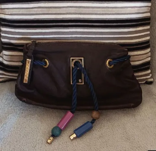 Bolsa marrom em couro