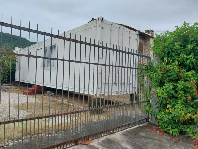 Terreno na Cachoeora do Bom Jesus proximo ao mar