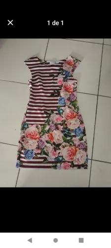 Vestido floral com listras