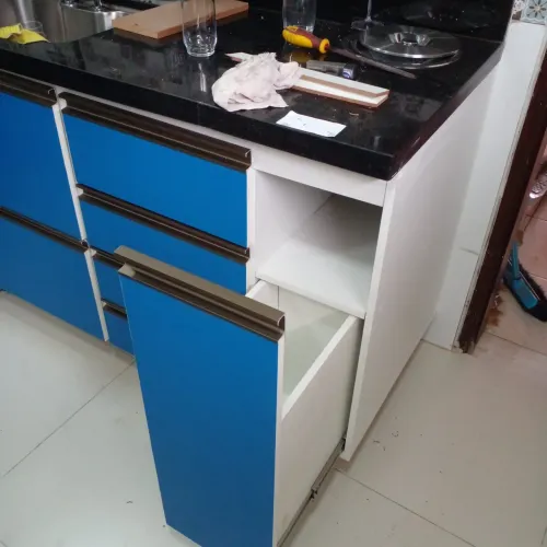 Móvel Planejado com Gavetas Azuis