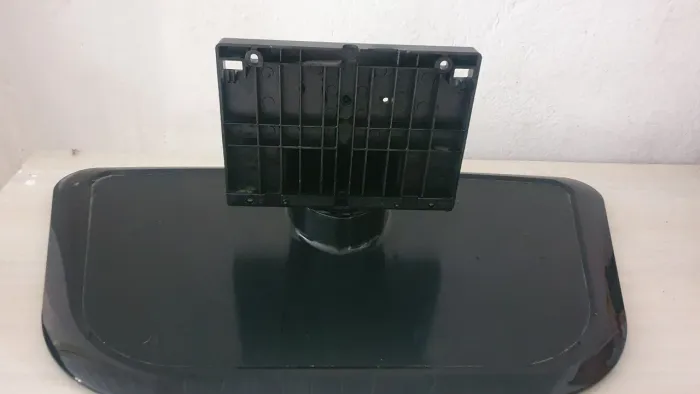 Suporte de metal para TV - Preto