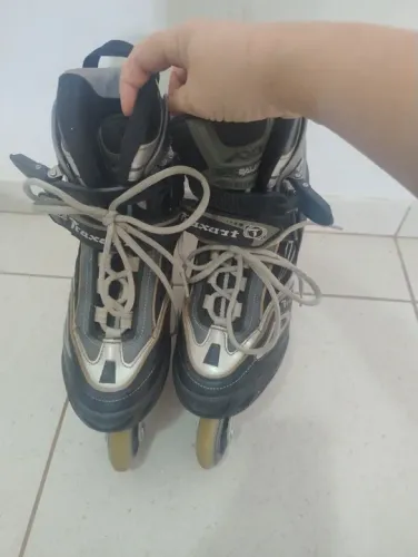 Patins traxart x-torm 38/39 em ótimo estado