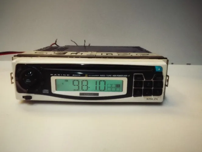 Rádio Clarion 