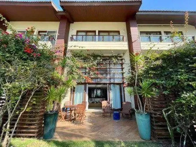 GUARUJÁ-PÉ NA AREIA-JEQUITI RESIDENCES-5 SUÍTES 4 VAGAS-SERVIÇO DE PRAIA-LAZER DO HOTEL DI