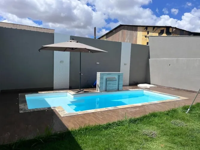 Piscina daimond de 7 metro com praia