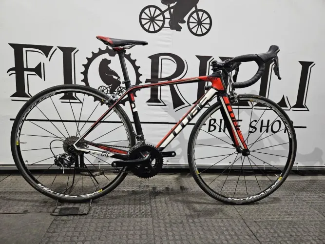 Bicicleta Cube speed 