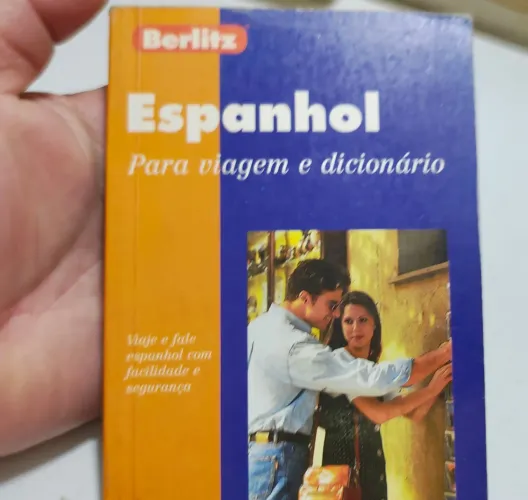 Livro Espanhol para Viagem e Dicionário - Berlitz