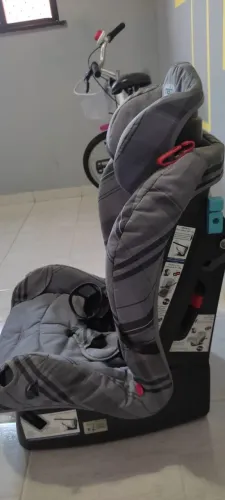 Cadeirinha de carro infantil